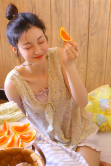 火辣辣的美发店