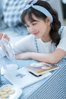 西川里音